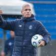 Grêmio traça estratégia para antecipar chegada de Luís Mandaca; veja