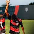 Flamengo e Corinthians no Sub-17 tem golaço de letra e expulsão