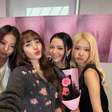 "Decepcionada": Rosé posta textão sobre aniversário de 10 anos do BLACKPINK