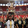 Rolê na comunidade, affair com Maisa e títulos: a passagem de Memphis pelo Corinthians