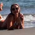 Luana Piovani faz topless para protestar contra bilionários ao ter post banido no Instagram