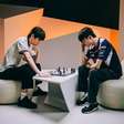 Esports World Cup 2026 lança linha de colecionáveis com tabuleiro de xadrez de Faker e Chovy