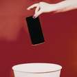 Trocar de celular com frequência pode pesar no meio ambiente; veja como reduzir o impacto
