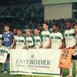 Coritiba homenageia torcedor inglês Jonny Butcher; veja o vídeo