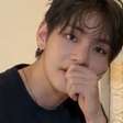 BTS: V revela perda auditiva no ouvido direito