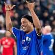 Ronaldinho Gaúcho mira compra de time de basquete em crise na Europa