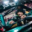F1: Jessica Hawkins destaca barreiras que pilotas enfrentam nas categorias de base