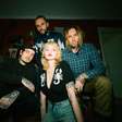 Exclusivo: Deb and the Mentals abraça o Hardcore no novo EP "STUCK"