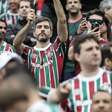 Torcida do Fluminense garante nota preta para o clube após o jogo contra o Independiente Rivadavia