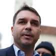 Flávio Bolsonaro defende CNH a partir dos 16 anos e relaciona proposta à redução da maioridade penal