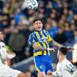 Corinthians supera expulsão e empata com o Rosario Central pela Libertadores