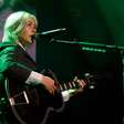 'Lost Weekend' é uma reflexão audaciosa e melancólica de Phoebe Bridgers sobre a vida e a morte