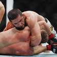 UFC 330 terá duas disputas de cinturões; veja odds para apostar