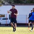 Marrony é dúvida no Atlético-GO; veja a escalação para o clássico
