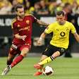 Borussia Dortmund e Roma fecham pré-temporada com empate em amistoso