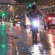 São Paulo tem estado de alerta para alagamentos por forte chuva na manhã deste sábado