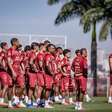 Jogador pega torcida do Vila Nova de surpresa e encaminha saída para o exterior