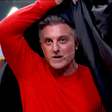 Luciano Huck vive gafe ao vivo no Domingão em anúncio do Dança dos Famosos