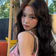 Jennie, do BLACKPINK, se desculpa por polêmica em aniversário do grupo