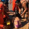 Homem é preso suspeito de tentar afogar companheira em praia de Olinda (PE)