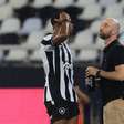 Junior Santos fala sobre momento e dispara contra a arbitragem: "Eu queria saber da CBF o que acontece contra o Botafogo."