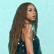 Ravyn Lenae rompe fronteiras em 'Blue Island'