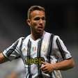 Arthur se aproxima de saída da Juventus e fica livre no mercado