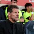 Simeone toma decisão importante sobre Álvarez antes de estreia do Atlético de Madrid em La Liga