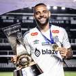 Ele deixou o Santos e agora está brigando com Messi pela artilharia na MLS