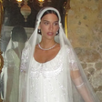 Theresa Fonseca conta que passou perrengue com vestido de noiva rasgado antes do casamento