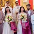 Os gêmeos que se casaram com irmãs gêmeas em celebração feita por padres gêmeos e com coroinhas gêmeos