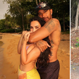 Lewis Hamilton posta fotos em momento de romance com Kim Kardashian