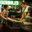 'Só por Uma Noite', comédia romântica com Callum Turner e Monica Barbaro, estreia nos cinemas