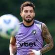 Regulamento da Conmebol prevê punição ao Botafogo por conta de Alex Telles