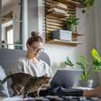 Home office e energia da casa: trabalhar no quarto pode afetar o bem-estar?