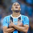 Carlos Vinícius entre Grêmio e Corinthians: qual será o destino?