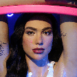 Do palco ao dia a dia: como recriar as makes icônicas de Dua Lipa