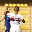 Jogador do São Paulo marca gol após tragédia