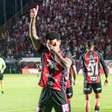 Vitória x Bahia: onde assistir, escalações e arbitragem
