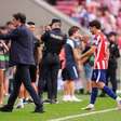 Julian Álvarez é vaiado pela própria torcida do Atlético; vídeo
