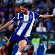 Porto vence Arouca em casa e assume a liderança do Português