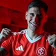 Após desistir de jogador do Flamengo, clube árabe mira volante do Internacional