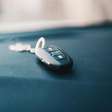 Como ladrões usam ondas de rádio para abrir e furtar o seu carro
