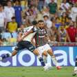 Samuel Xavier sofre luxação no ombro e desfalca Fluminense