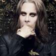 Ozzy Osbourne inspira nova casa assombrada no 'Halloween' da Universal Orlando. Veja as fotos