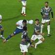 Corinthians entra com time misto e perde para o Coritiba fora de casa