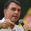 Flávio Bolsonaro sobre ausência em debate da Band: 'Quero debater com quem está destruindo o Brasil'