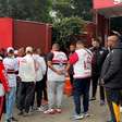Com risco de rebaixamento, torcida organizada vai ao CT do São Paulo cobrar Rafinha e jogadores
