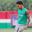 Jovem do Fluminense ganha chances e elogios de Paulo Henrique Ganso