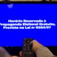 TV e rádio ajudam a furar 'bolhas' e humanizam candidatos além das redes, dizem especialistas